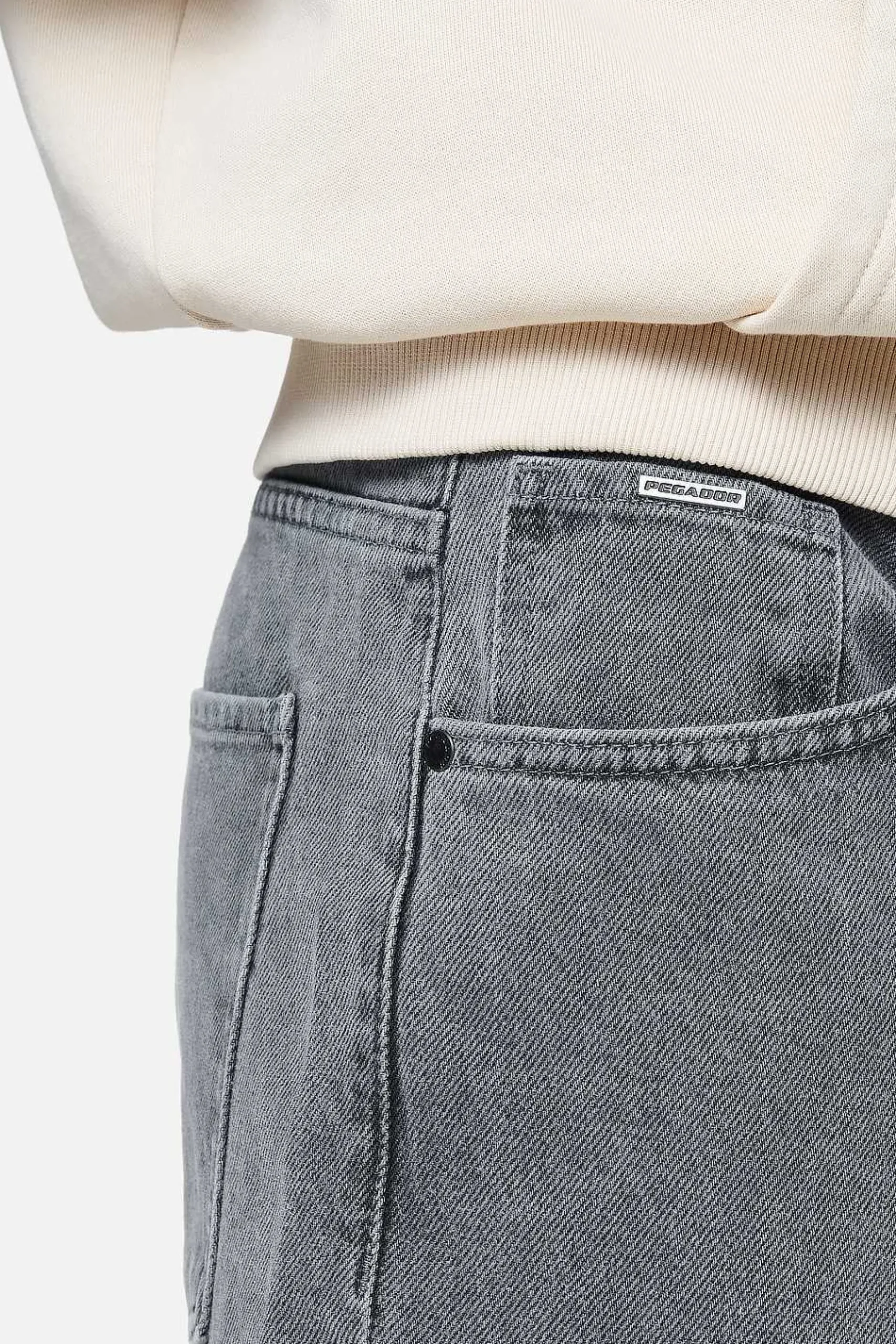 Pegador Baures Straight Jeans