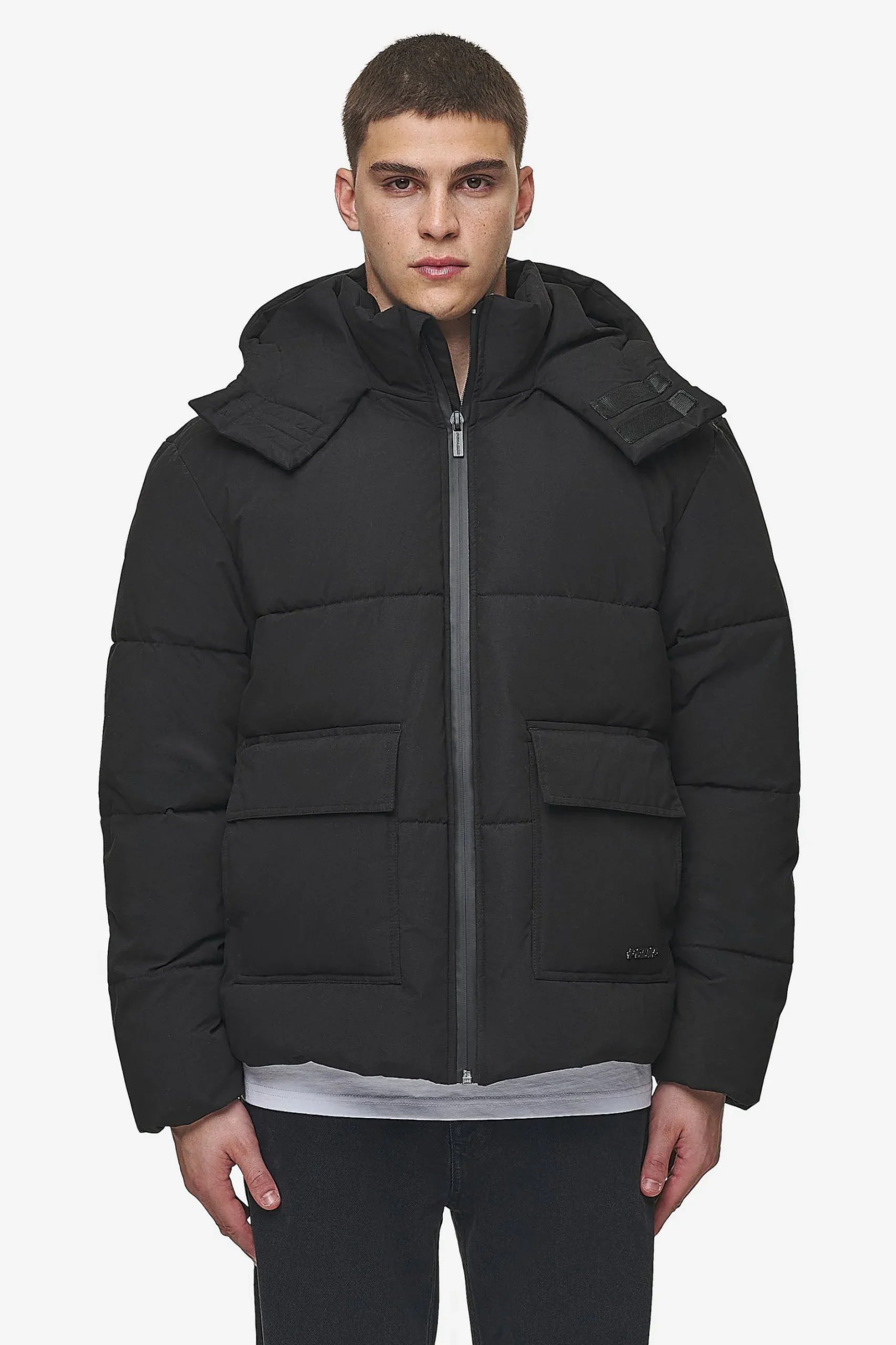 Pegador Carvel Water-Reactive Logo Puffer Jacket Black