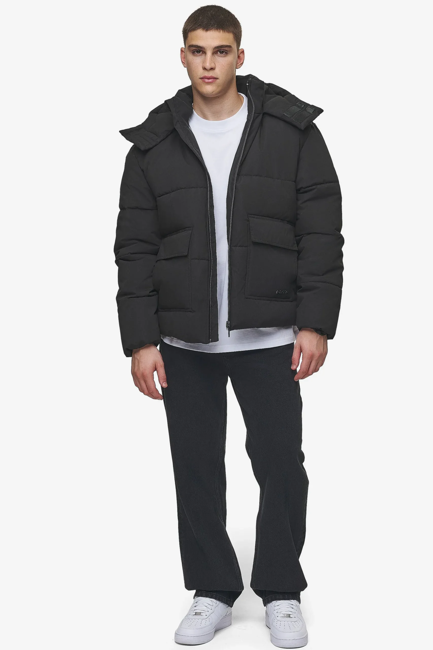 Pegador Carvel Water-Reactive Logo Puffer Jacket Black