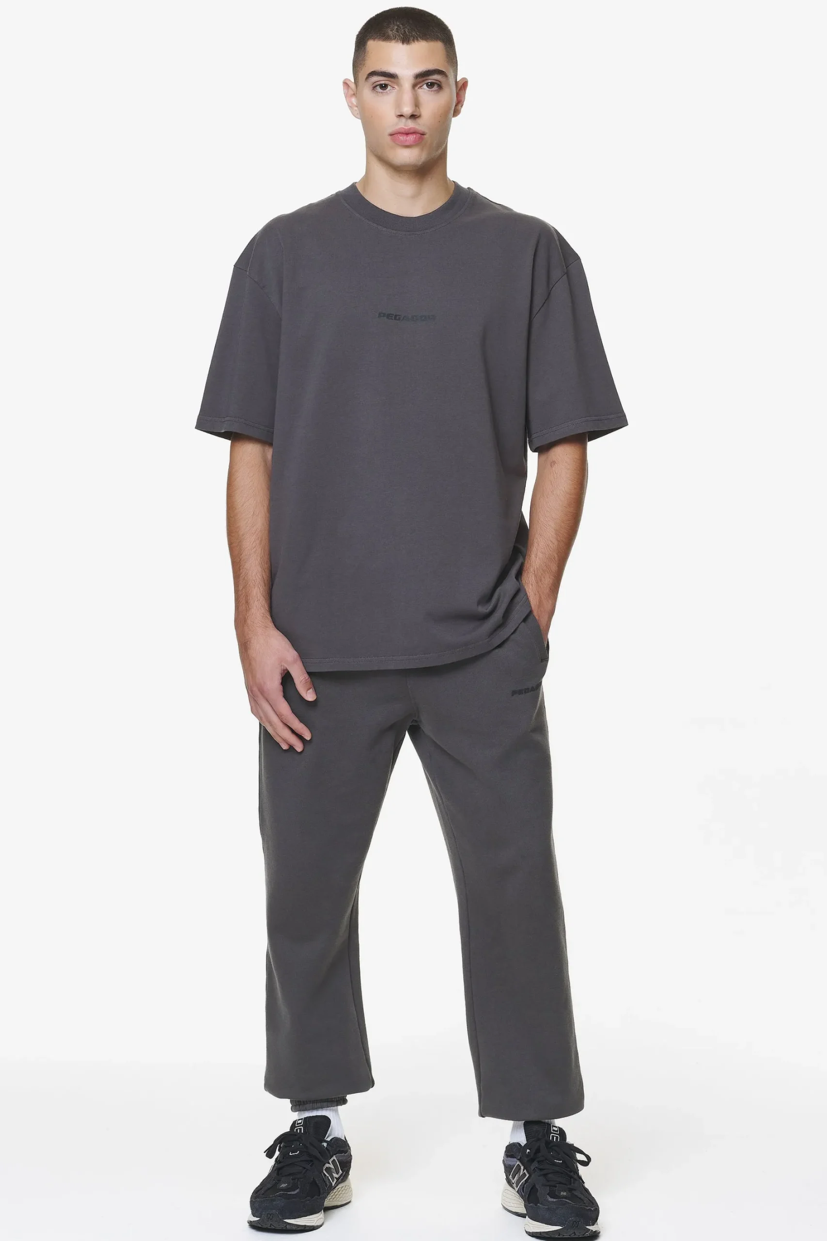 Pegador Colne Logo Oversized Tee