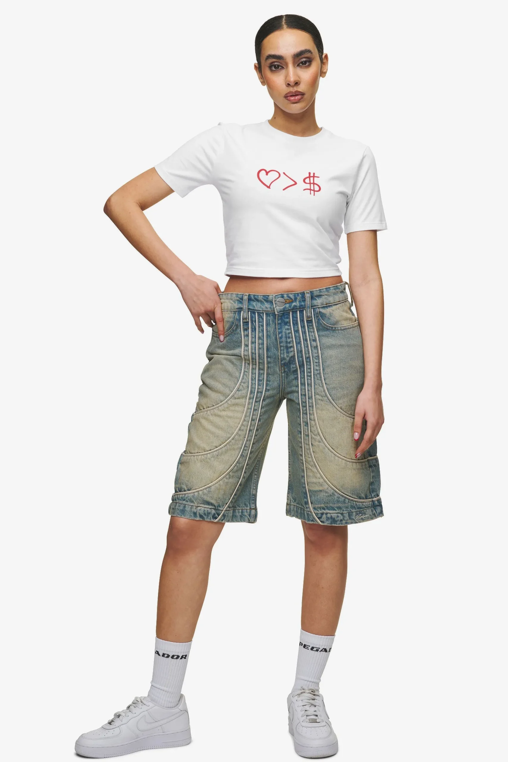 Pegador Jayde Baby Tee White Red