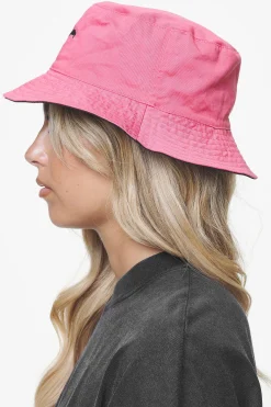 Pegador Juan Reversible Bucket Hat Black Strawberry