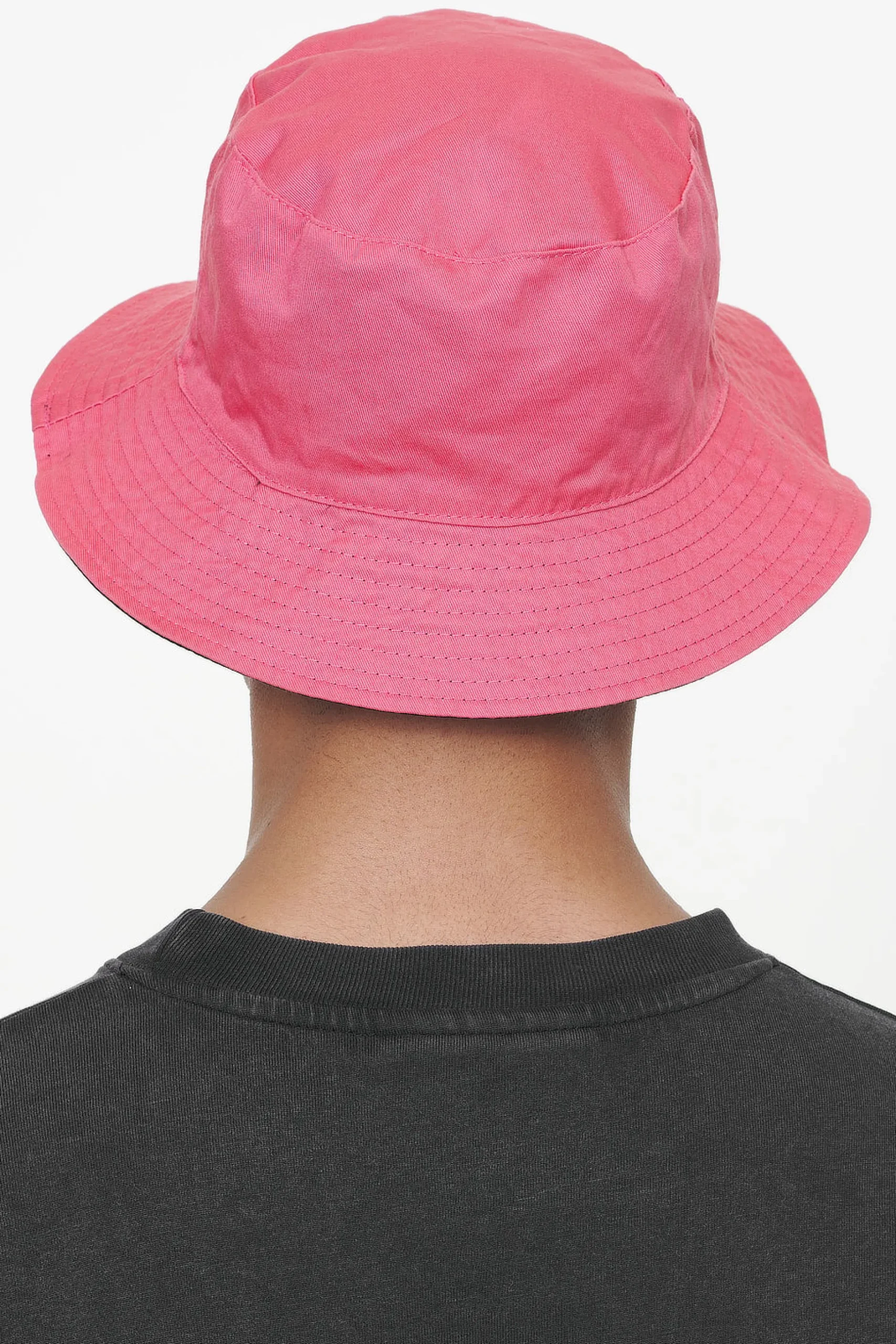 Pegador Juan Reversible Bucket Hat Black Strawberry