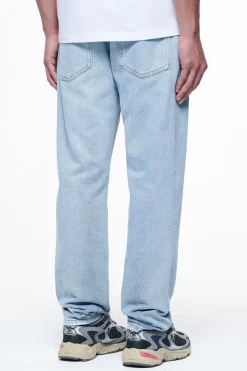 Pegador Kelton Straight Jeans