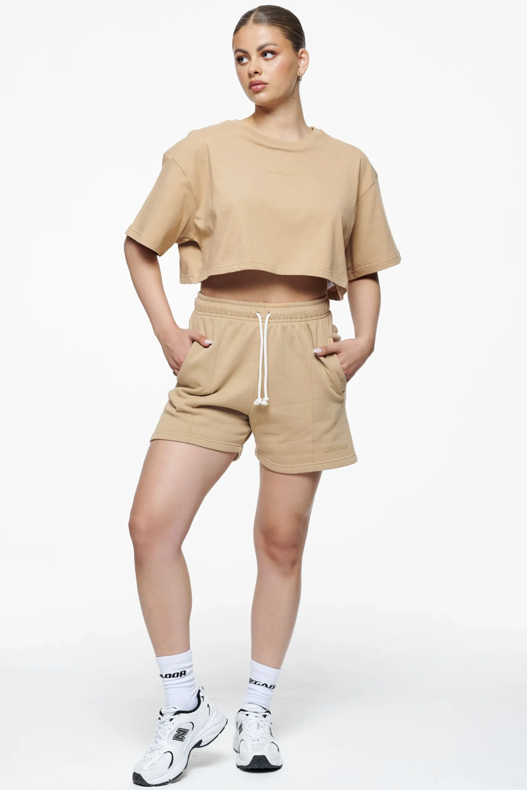 Pegador Layla Oversized Cropped Tee