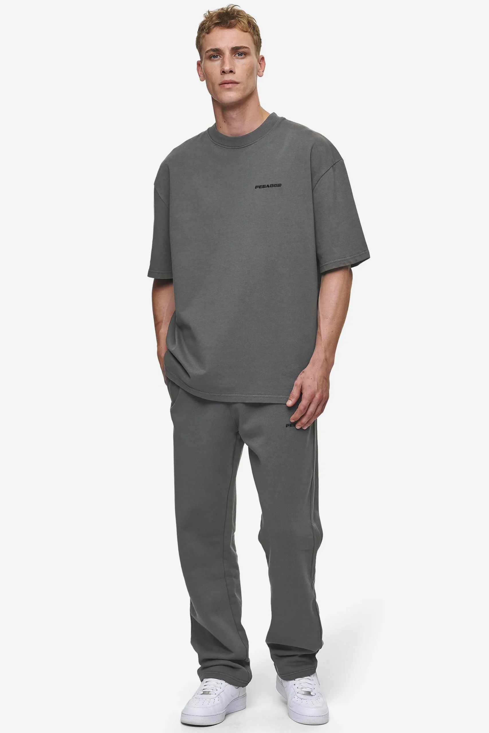 Pegador Logo Oversized Tee