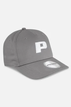 Pegador P Logo Cap