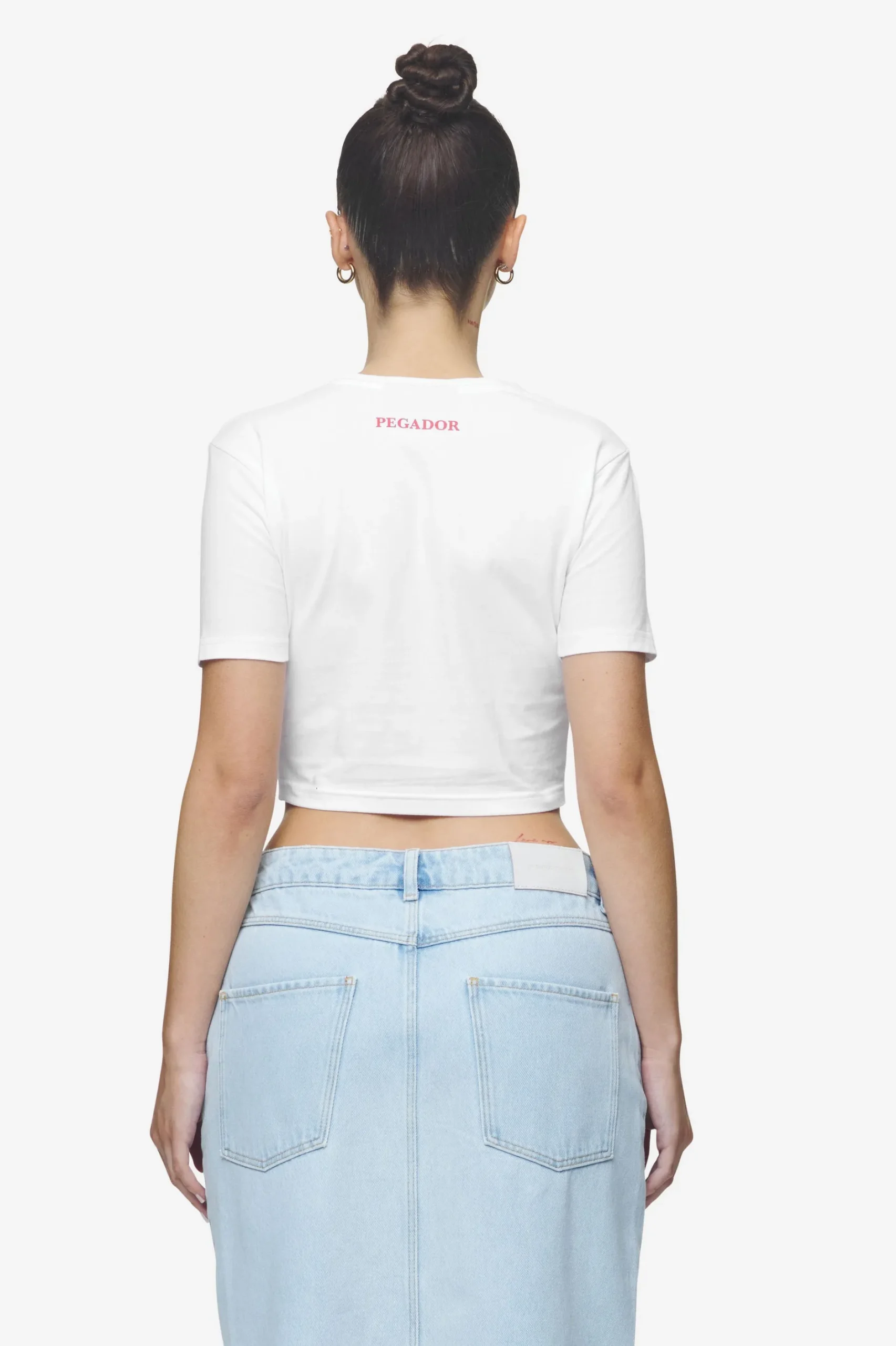 Pegador Reyna Cropped Baby Tee White