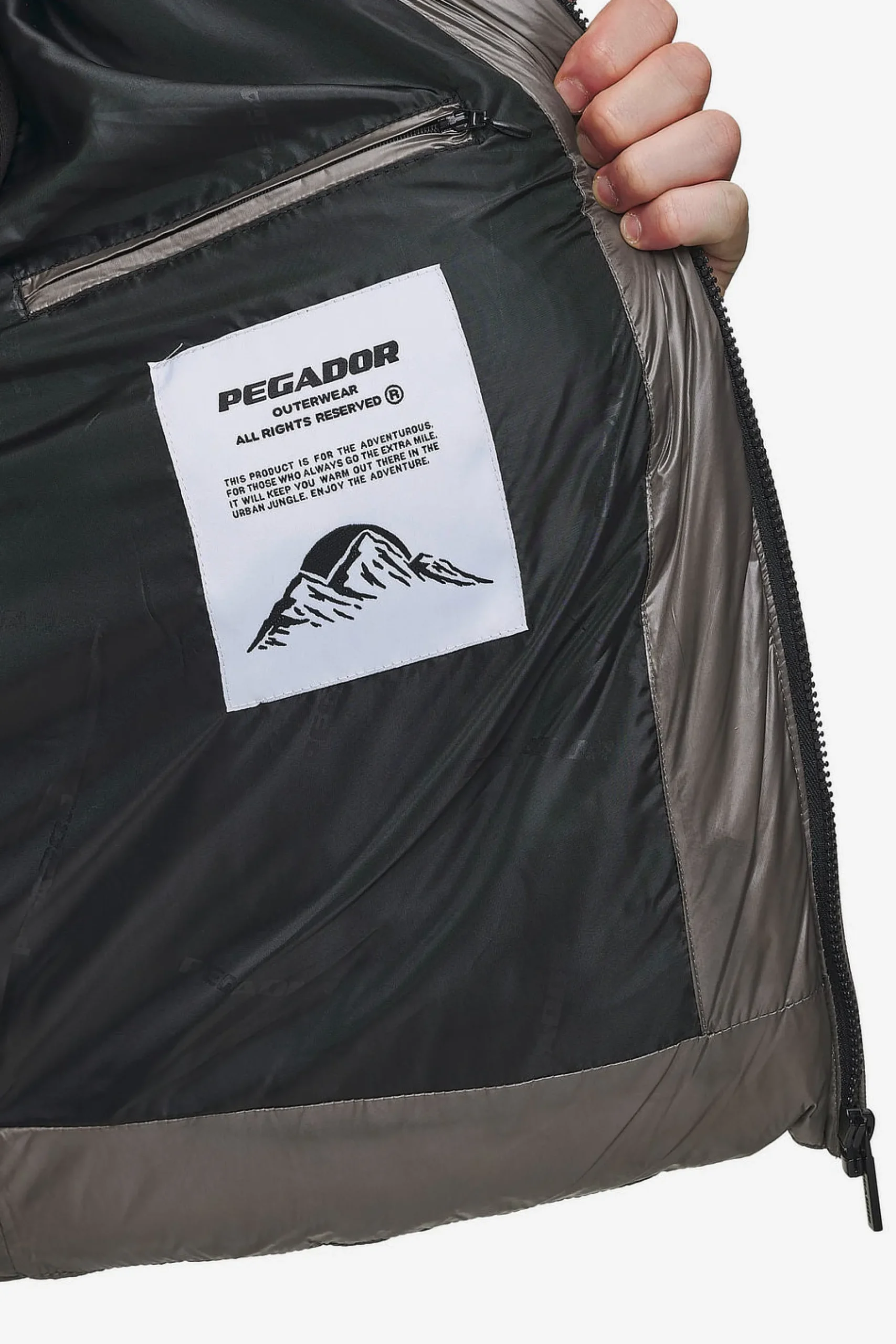 Pegador Solin Light Glossy Puffer Jacket